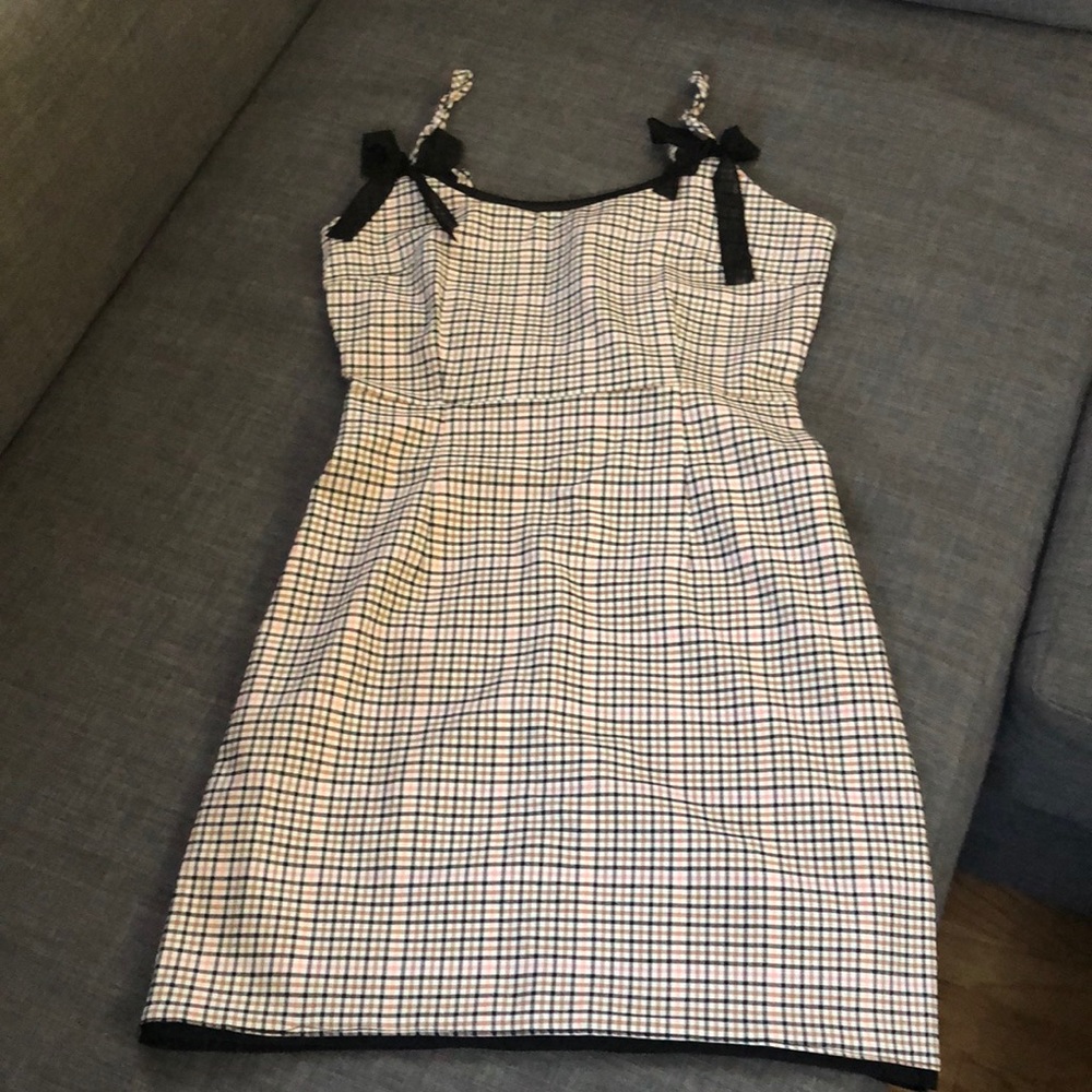*New* Kendall & Kylie dress